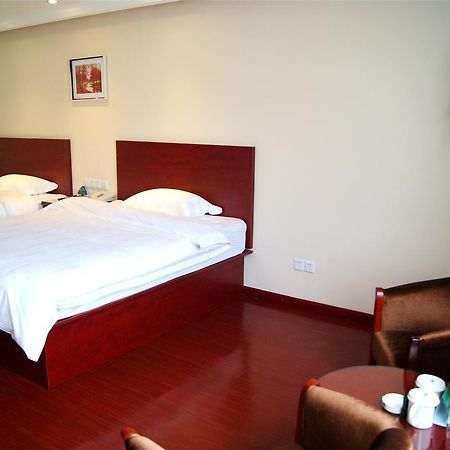 Greentree Inn Henan Anyang Shuguang Road Shuguang New Community Business Hotel מראה חיצוני תמונה