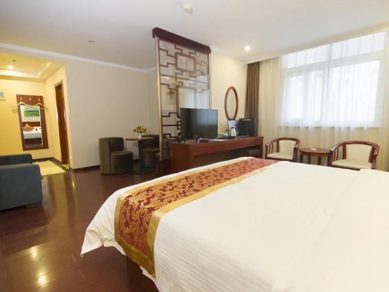 Greentree Inn Henan Anyang Shuguang Road Shuguang New Community Business Hotel מראה חיצוני תמונה